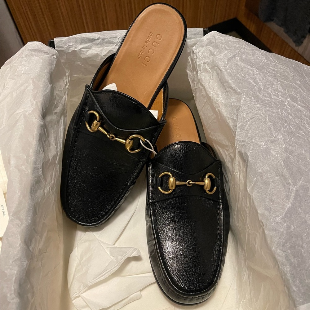 Gucci Quentin slides